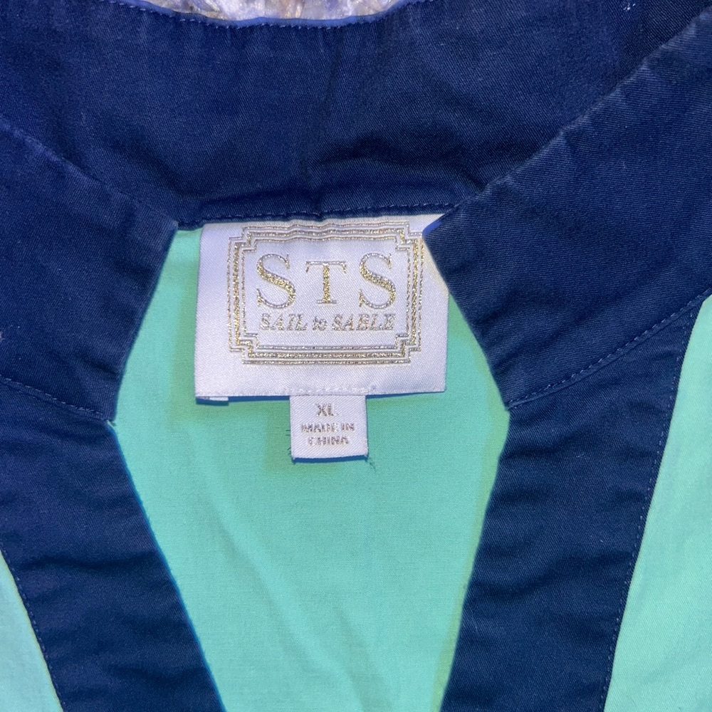 RARE Sail to Sable Mint and Navy V-Neck Dress - Picture 2 of 3